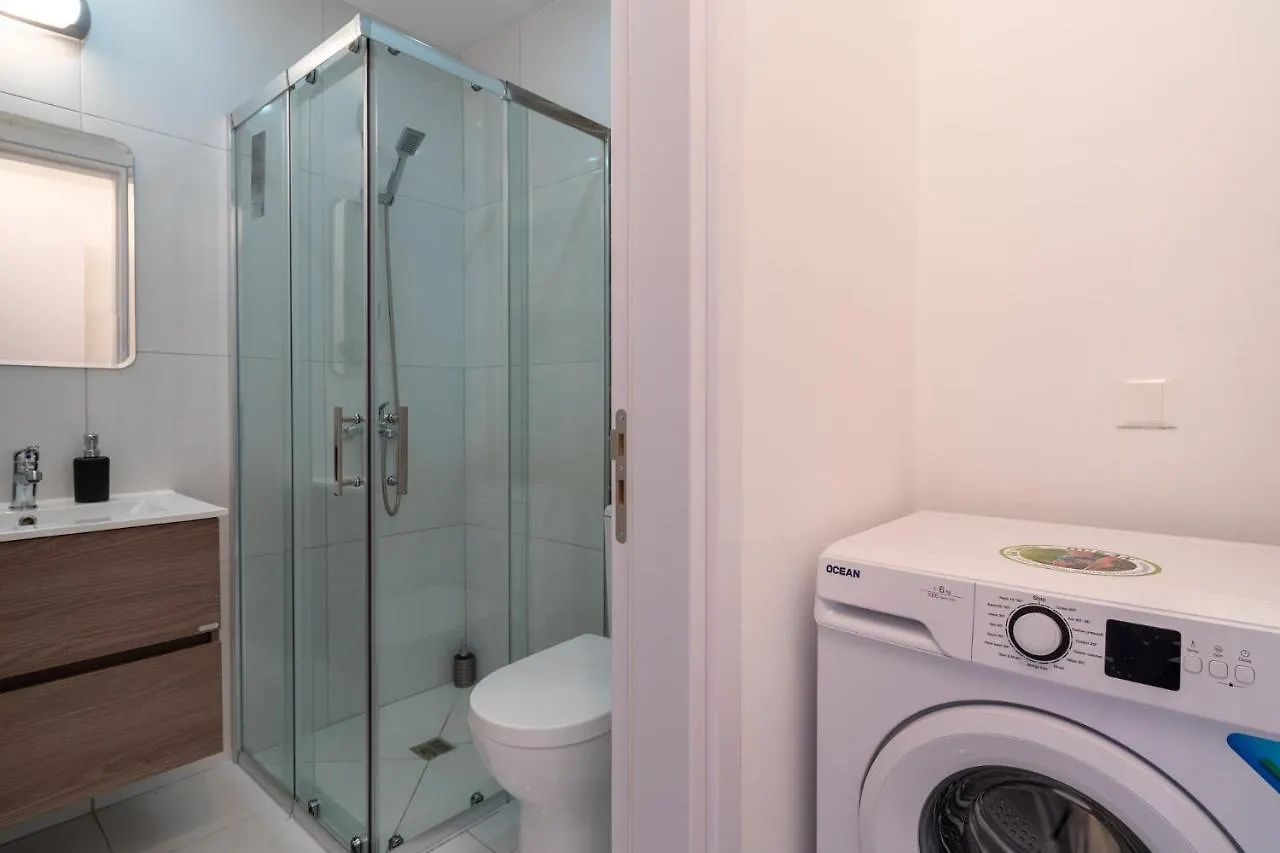 Bianca 2-Bedroom Apartment In Larnaca