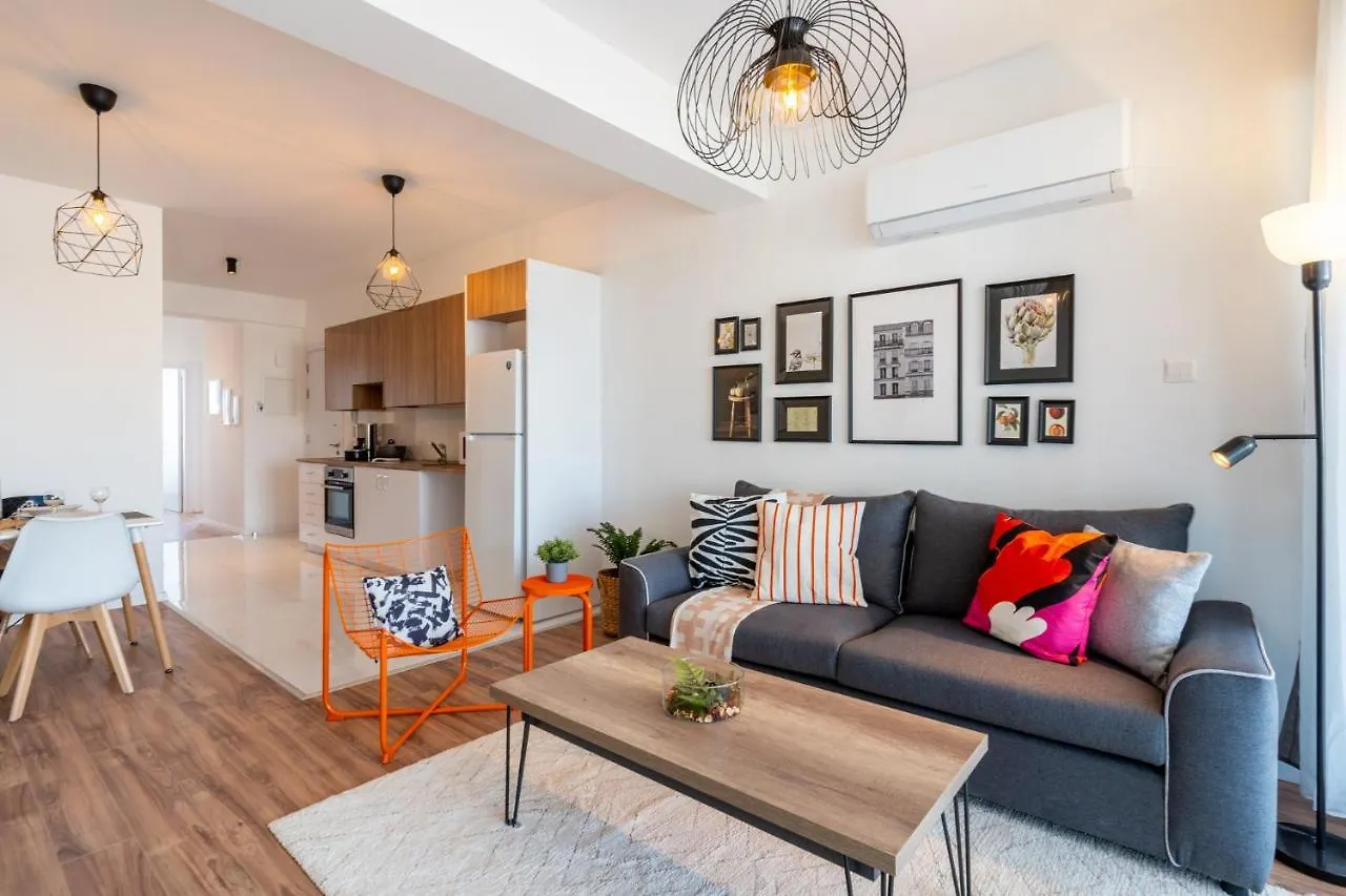 Bianca 2-Bedroom Apartment In Larnaca location